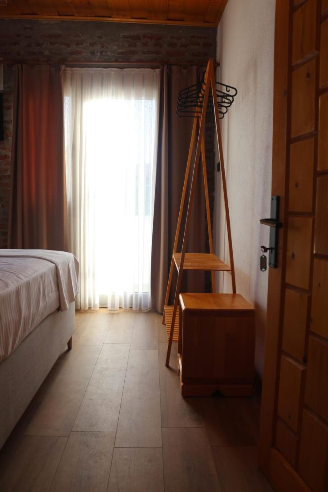 Hotel Moj Dom Kuecuekkoey Esterno foto